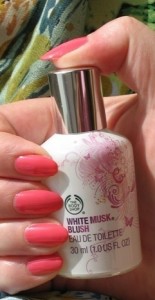 The Body Shop - White Musk Blush (2)